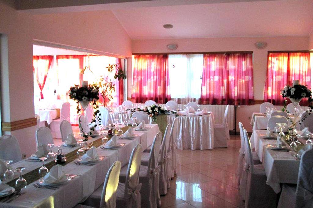 Guest Accommodation Slapovi Krke Лозовац Екстериор снимка