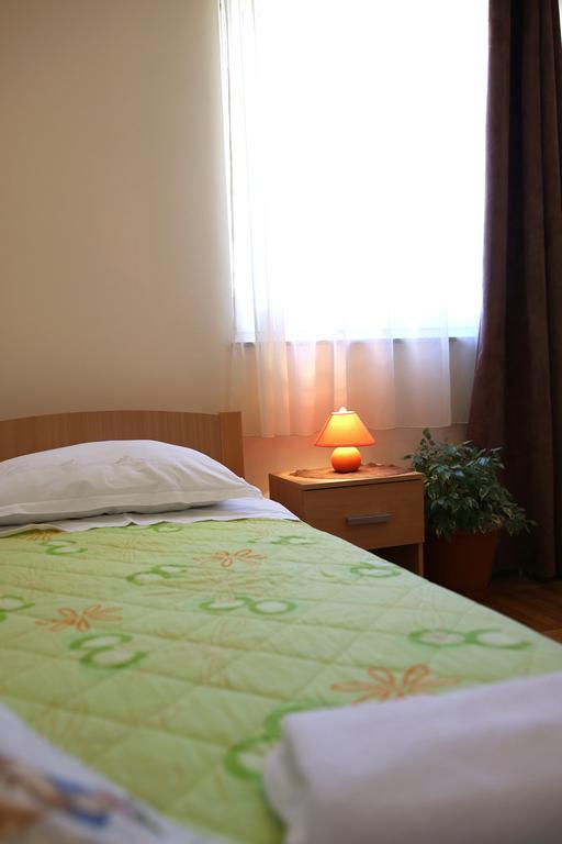 Guest Accommodation Slapovi Krke Лозовац Стая снимка