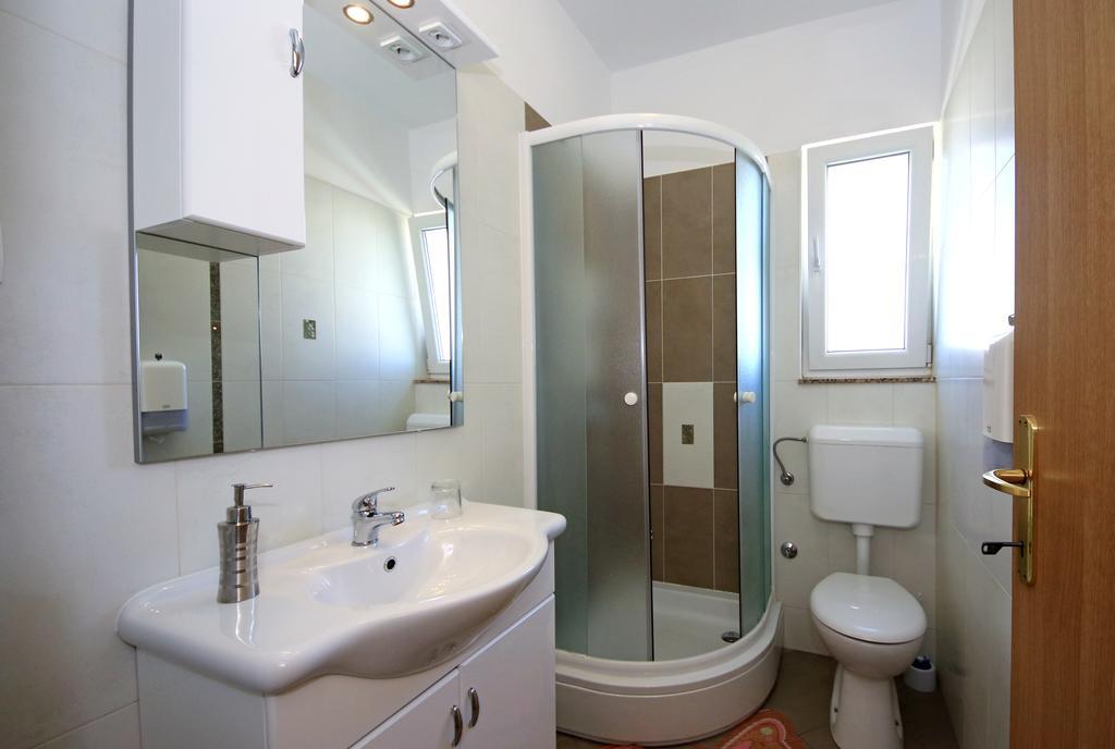 Guest Accommodation Slapovi Krke Лозовац Екстериор снимка