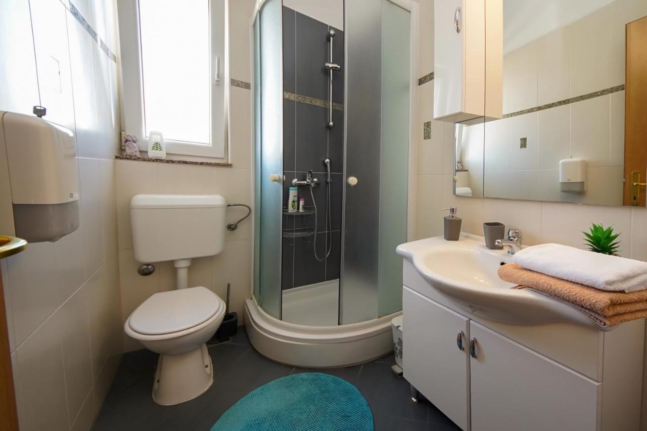 Guest Accommodation Slapovi Krke Лозовац Екстериор снимка
