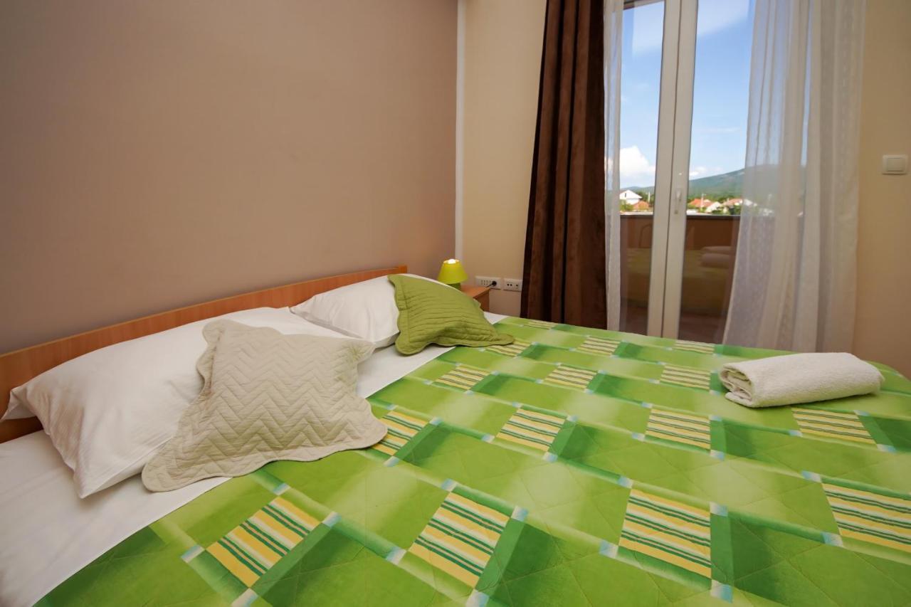 Guest Accommodation Slapovi Krke Лозовац Екстериор снимка